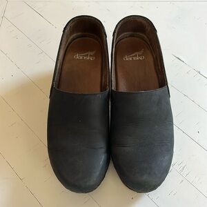 Women’s Dansko Black Clogs Size 39